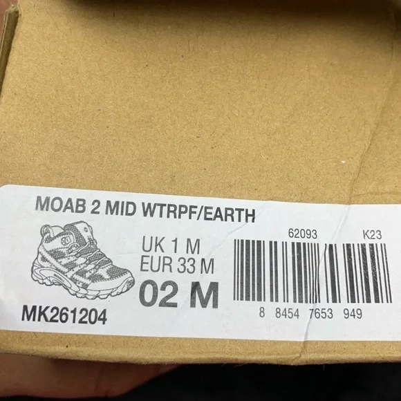 Merrell Moab kids size 2 waterproof - Picture 6 of 6